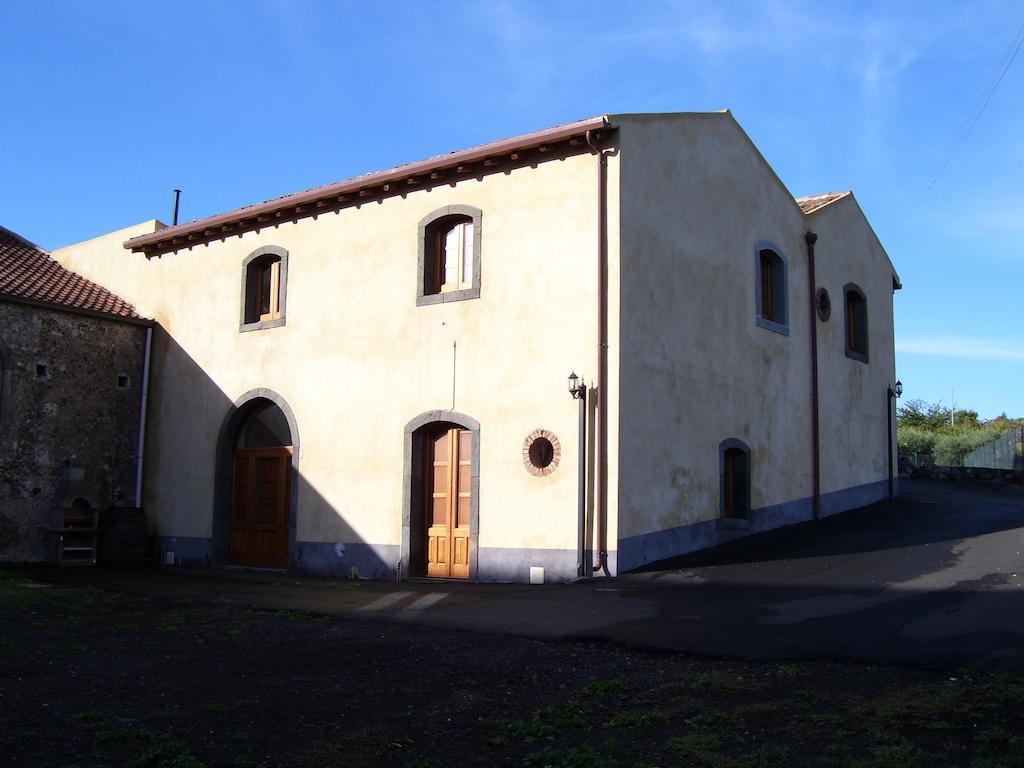 Etna Wine Azienda Agrituristica Passopisciaro Номер фото