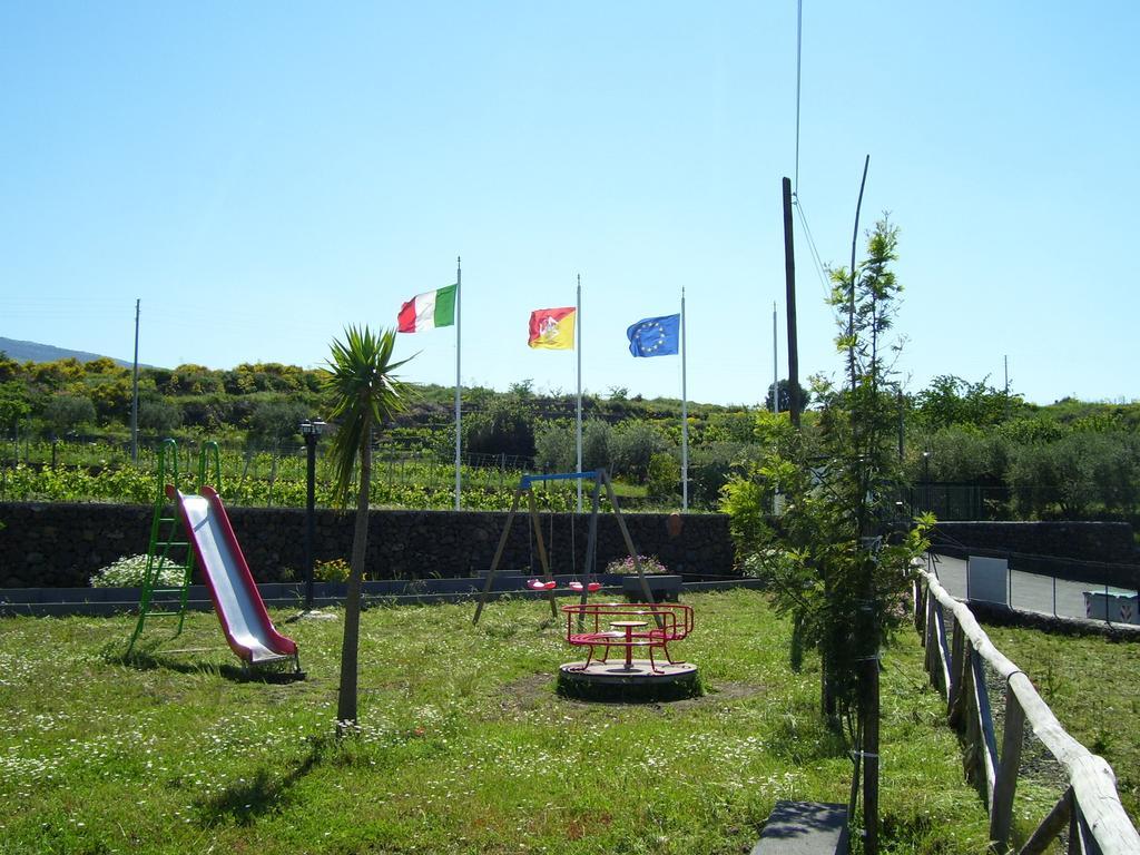 Etna Wine Azienda Agrituristica Passopisciaro Экстерьер фото